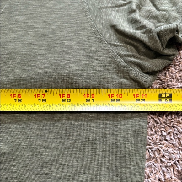 JoyLab Olive Green T-Shirt cropped Oversized - Picture 4 of 7